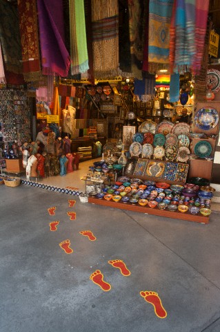 Footprints lead to bazaar shop in Kusadasi