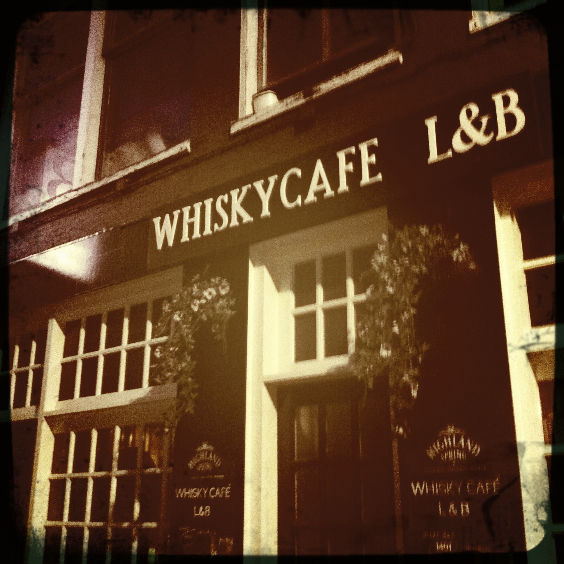 whiskeycafe