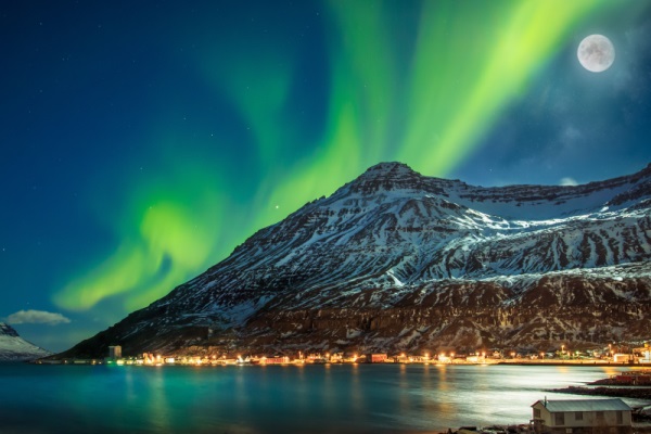 Aurora Boreala, Islanda