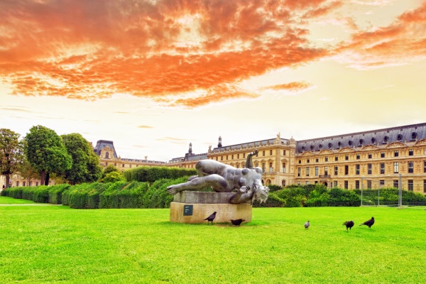 Muzeul Luvru, Jardin des Tuileries, Paris, Franta